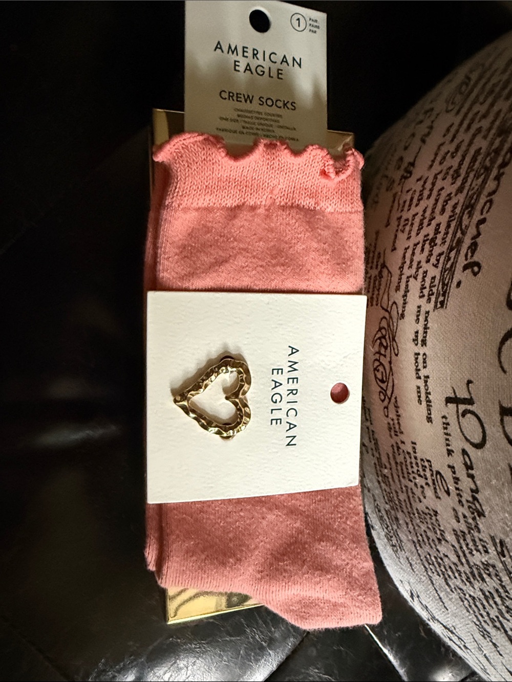 American Eagle Outfitters Peach 🍑 Crew Socks with Gold Heart Charm 💛